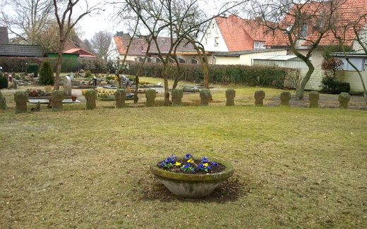 Ansicht der Kriegsgräberstätte Uchte, Ev.- luth. Friedhof
