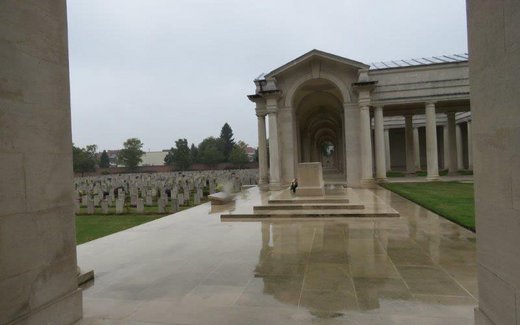Ansicht der Kriegsgräberstätte Arras
