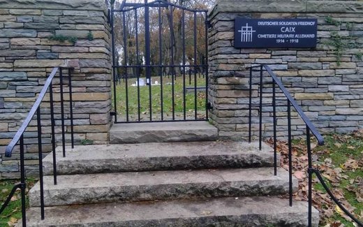 Ansicht der Kriegsgräberstätte Caix
