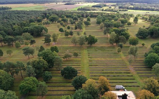 Ansicht der Kriegsgräberstätte Lommel