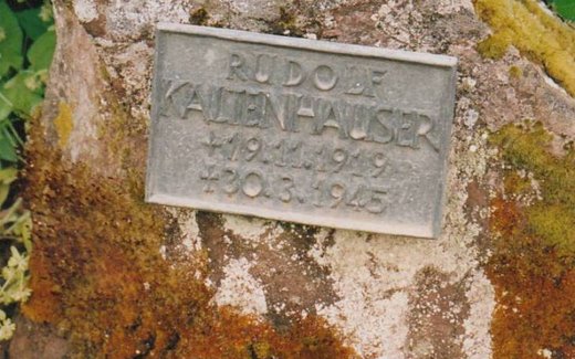 Ansicht der Kriegsgräberstätte Amorbach