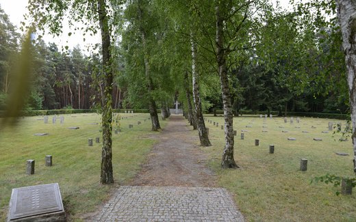 Ansicht der Kriegsgräberstätte Saalow