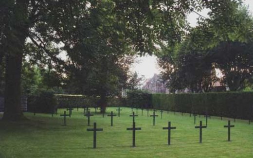 Ansicht der Kriegsgräberstätte Annoeullin