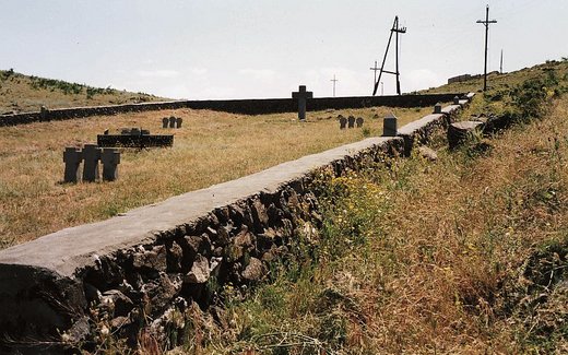 Ansicht der Kriegsgräberstätte Abowjan