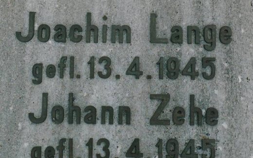 Ansicht der Kriegsgräberstätte Adelshofen, Gdefdh.