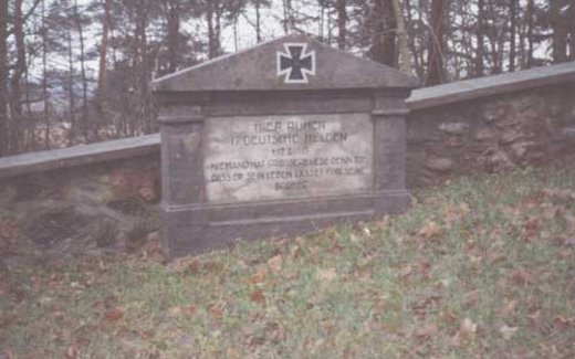 Ansicht der Kriegsgräberstätte Talussen / Talusy