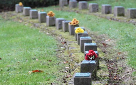 Ansicht der Kriegsgräberstätte Bad Emstal-Merxhausen Kriegsgräberehrenstätte