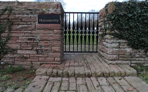 Ansicht der Kriegsgräberstätte Maissemy