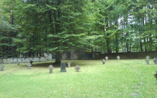 Ansicht der Kriegsgräberstätte Beiershausen"Pfaffenwald", Waldfriedhof