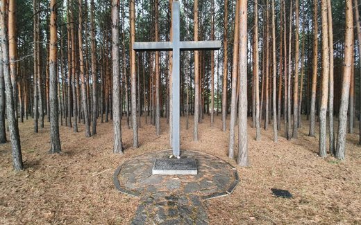 Ansicht der Kriegsgräberstätte Alapajewsk