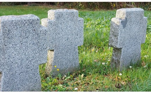 Ansicht der Kriegsgräberstätte Bautzen, Gräberstätte und Gedenkstätte Karnickelberg