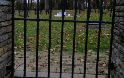 Ansicht der Kriegsgräberstätte Caix