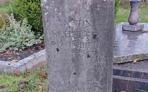 Ansicht der Kriegsgräberstätte Aurich - Plaggenburg, Friedhof