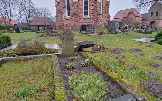 Ansicht der Kriegsgräberstätte Apen - Vreschen-Bokel, Friedhof