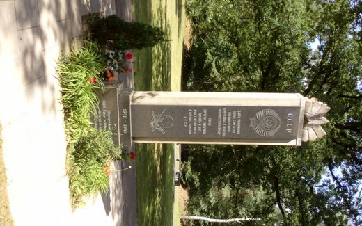 Ansicht der Kriegsgräberstätte Bergen - Lohheide (Hörsten), Kriegsgefangenenfriedhof