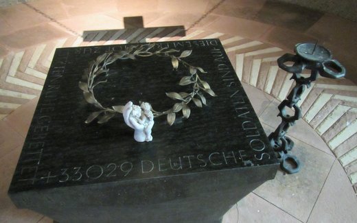 Ansicht der Kriegsgräberstätte Andilly