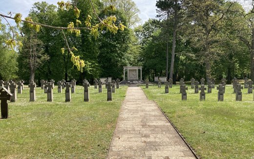 Ansicht der Kriegsgräberstätte Quedlinburg