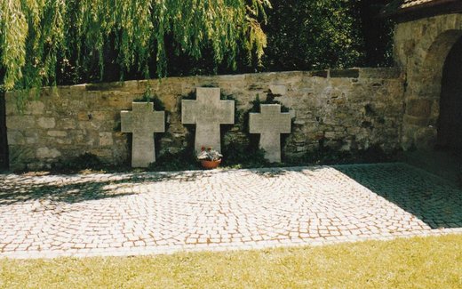 Ansicht der Kriegsgräberstätte Adelshofen, Gdefdh.