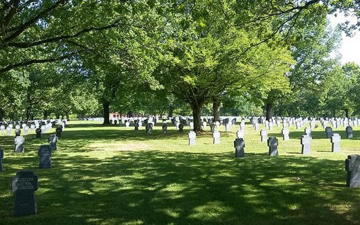 Ansicht der Kriegsgräberstätte Andilly