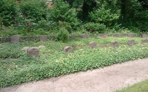 Ansicht der Kriegsgräberstätte Bergen, Ehrenhain am St. Lamberti Friedhof