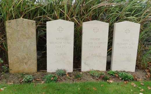 Ansicht der Kriegsgräberstätte Awoingt