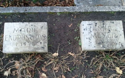 Ansicht der Kriegsgräberstätte Garbsen - Osterwald, Ev. Friedhof Robert-Koch-Str.