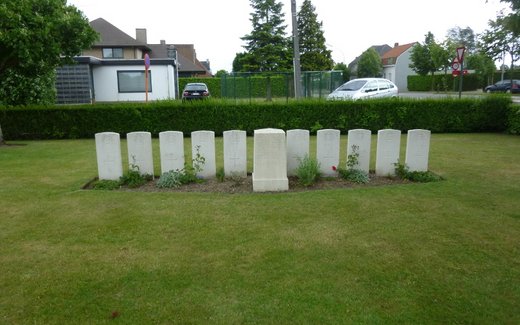 Ansicht der Kriegsgräberstätte Ypern Duhallow