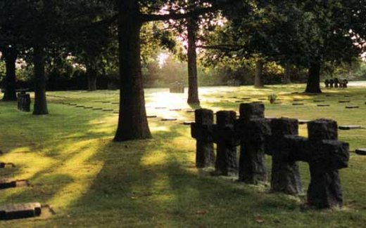 Ansicht der Kriegsgräberstätte La Cambe