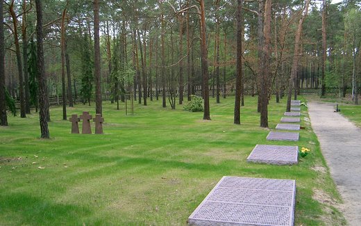 Ansicht der Kriegsgräberstätte Halbe