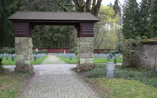 Ansicht der Kriegsgräberstätte Marienbad / Mariánské Lázně