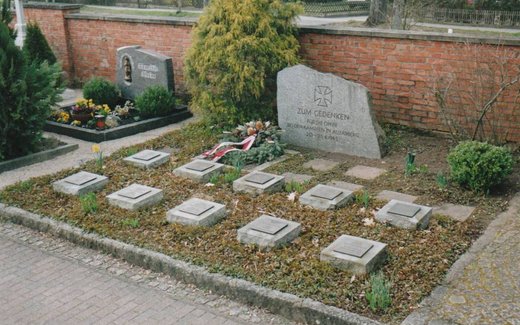 Ansicht der Kriegsgräberstätte Allersberg