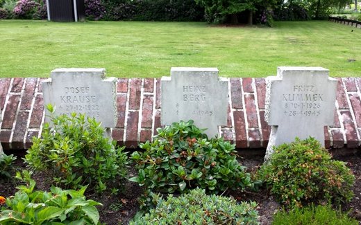 Ansicht der Kriegsgräberstätte Apen - Godensholt, Ev.-luth. Friedhof