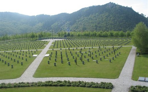 Ansicht der Kriegsgräberstätte Budaörs