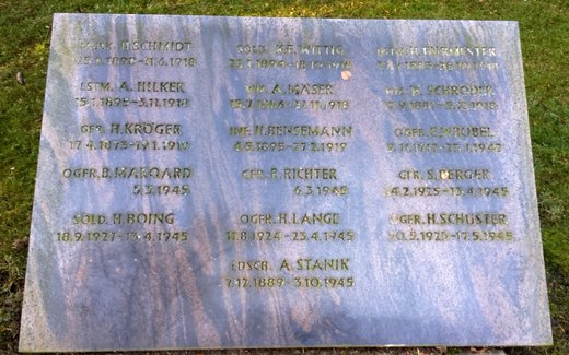 Ansicht der Kriegsgräberstätte Ebstorf, Ev.- luth. Friedhof