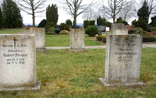 Ansicht der Kriegsgräberstätte Banteln, Ev.-luth. Gemeindefriedhof
