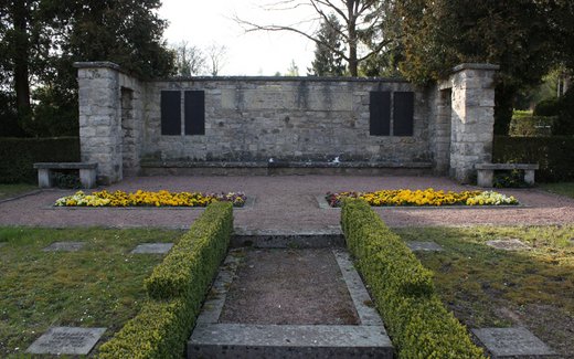 Ansicht der Kriegsgräberstätte Bad Liebenstein, kommunaler Friedhof