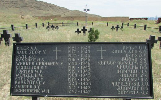 Ansicht der Kriegsgräberstätte Arasdajan