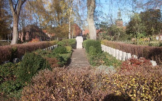 Ansicht der Kriegsgräberstätte Bad Bodenteich, Ev.- luth. Friedhof