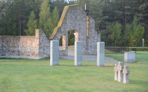 Ansicht der Kriegsgräberstätte Berjosa