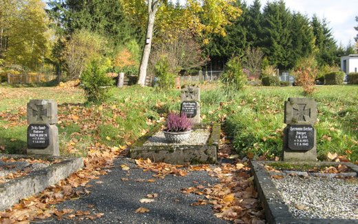 Ansicht der Kriegsgräberstätte Benneckenstein/Harz, Kommunalfriedhof