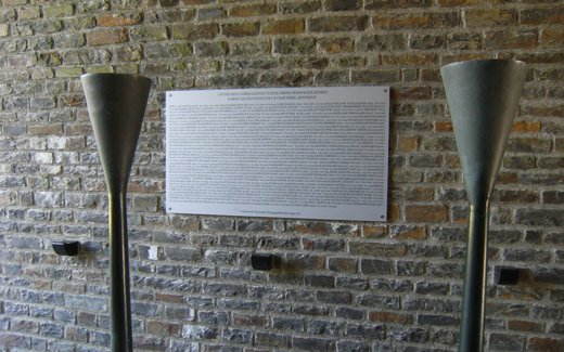 Ansicht der Kriegsgräberstätte Mont d'Huisnes