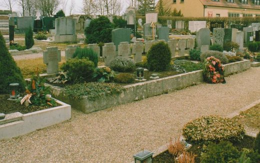 Ansicht der Kriegsgräberstätte Aub,Städt.Fdh.