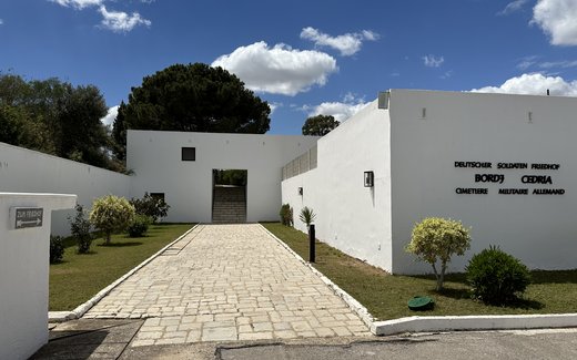 Ansicht der Kriegsgräberstätte Bordj-Cedria