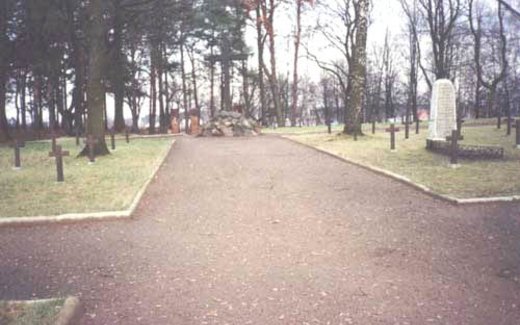 Ansicht der Kriegsgräberstätte Arys