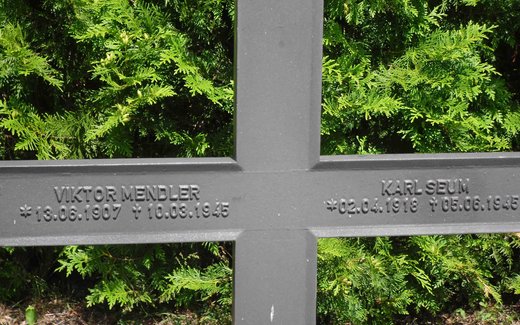 Ansicht der Kriegsgräberstätte Alt Zeschdorf, Gemeindefriedhof