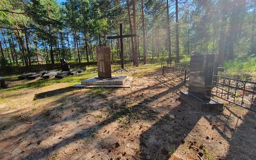 Ansicht der Kriegsgräberstätte Talizy