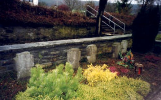 Ansicht der Kriegsgräberstätte Attendorn-Dünschede-Katholischer Friedhof