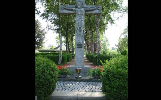 Ansicht der Kriegsgräberstätte Bergheim-Hüchelhoven