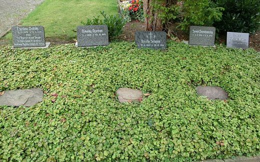 Ansicht der Kriegsgräberstätte Bad Oeynhausen-Rehme