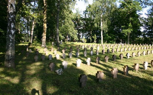 Ansicht der Kriegsgräberstätte Bebrene